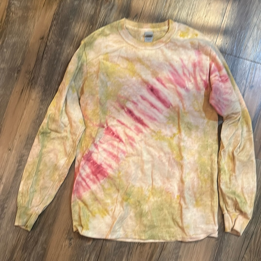 Candy cane tie dye long sleeve shirt size adult small